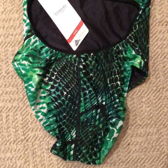 NWT SPEEDO coveted green python extra life lycra competition - Picture 6 of 16